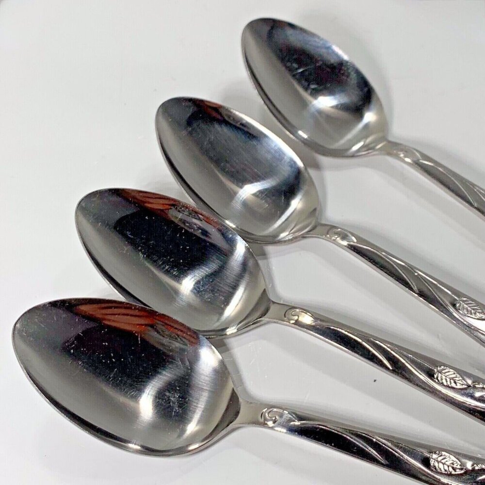 Set 4 Imperial Int'l Stainless Ivy Pattern Dinner Spoons Japan Cutlers Guild Ltd - Picture 1 of 8